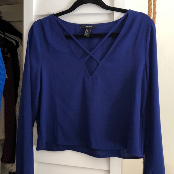 3/$30 Colbolt Blue Blouse 💙 Long Sleeve - Picture 3 of 4